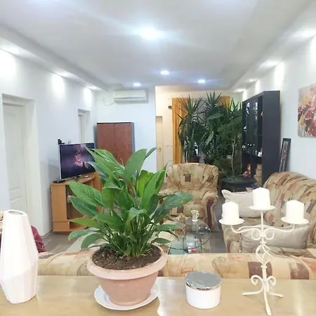 Apartment Mandarina Lux Belgrade